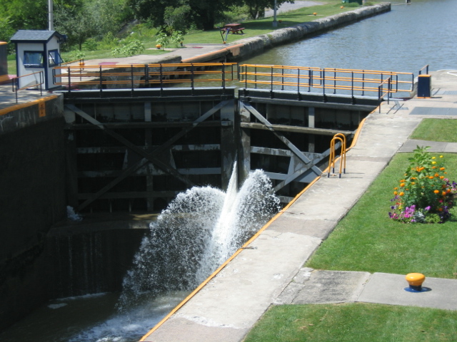 Watching the lock fill with water at Lock 32 in Pittsford, NY